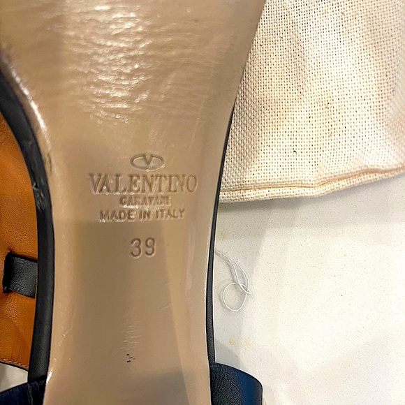 Valentino Rockstud block heel sandals. Size 39. Great condition! - Picture 7 of 12